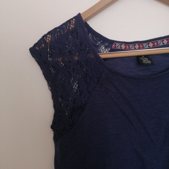 Rue21 Purple Lace Short Sleeve Asymmetrical Blouse - Picture 3 of 11